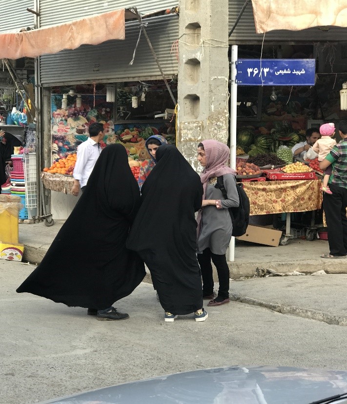  کارهای میدانی توسط تیم تحقیقاتی برای گردواری داده های پژوهش در مشهد